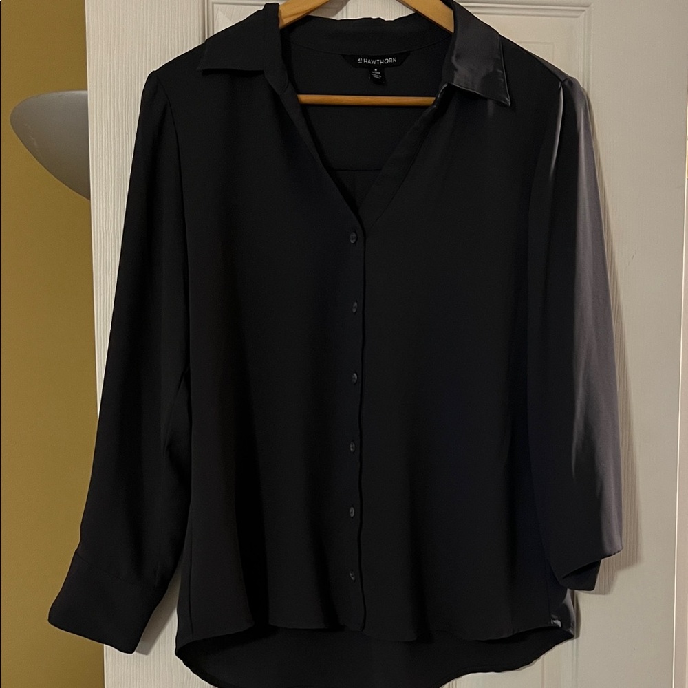 41 Hawthorn Black Button-Up Blouse
